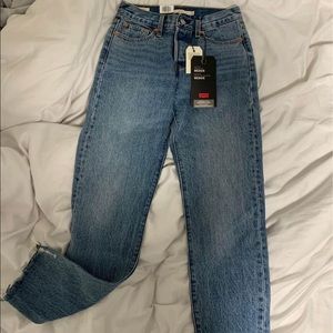 Levi wedgie jeans